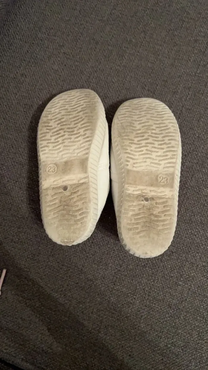 Chaussures en toile bébé fille taille 23 - photo numéro 3
