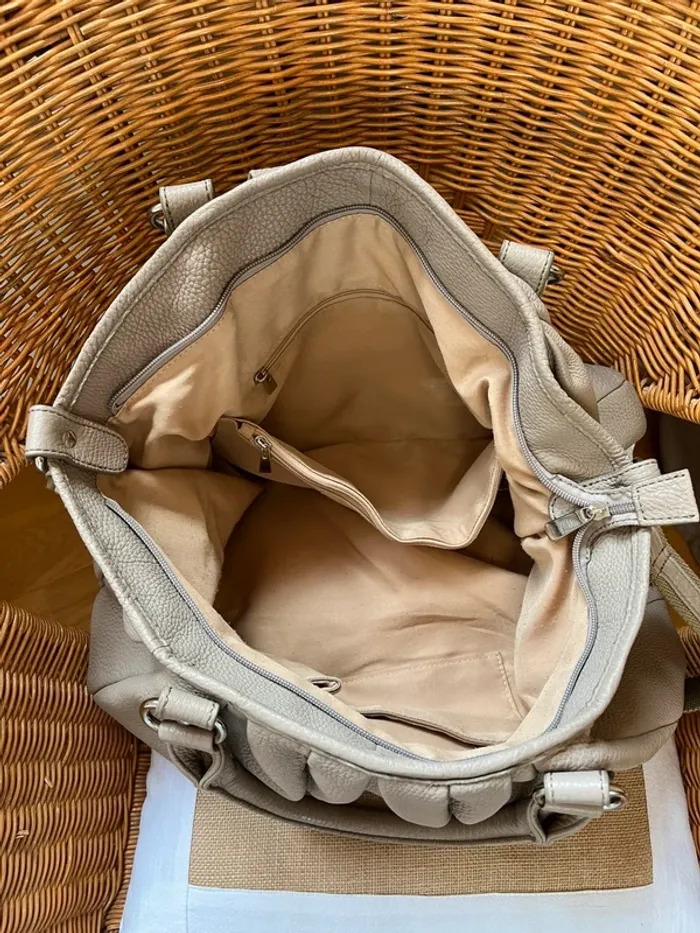 Grand sac en cuir beige vintage excellent état [ref 2508SBe174] - photo numéro 13