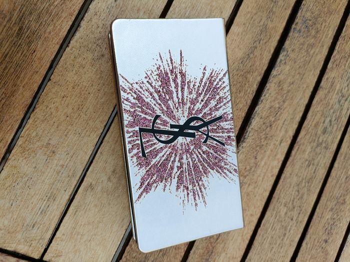 Lot de 4 palettes YSL totalement neuves - photo numéro 8