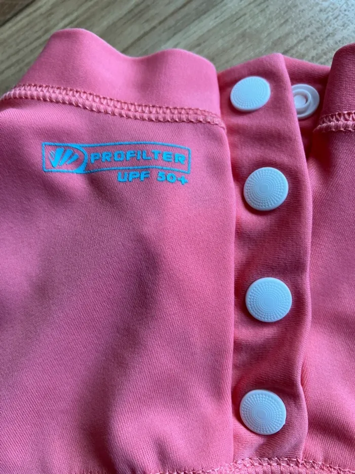 Haut maillot anti-UV fille 2 ans - photo numéro 3