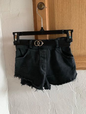 Short noir 8 ans