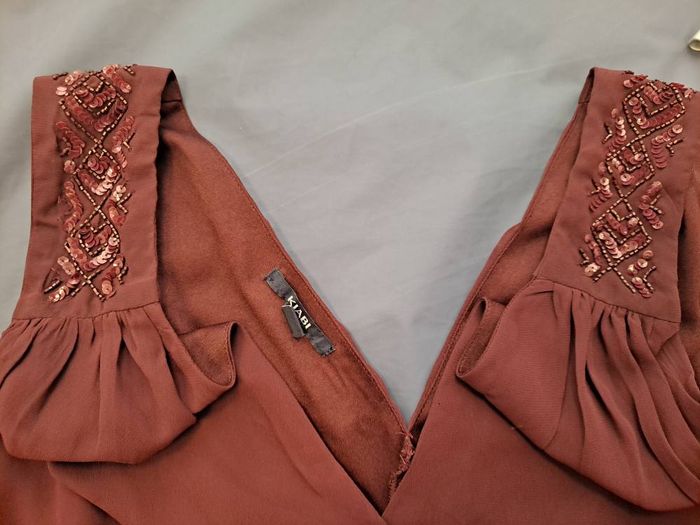 magnifique robe voile perles aux épaules couleur aubergine kiabi taille 42 - photo numéro 2