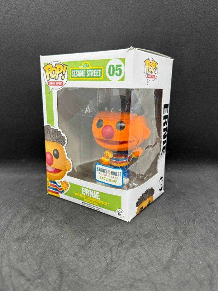 Funko pop Sesame Street Ernie 05 flocked