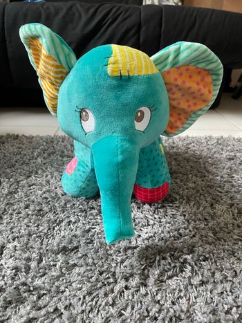 Peluche éléphant colorée et douce 🐘