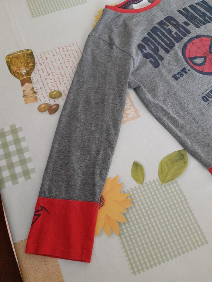 Tee-shirt manches longues Spiderman - photo numéro 2