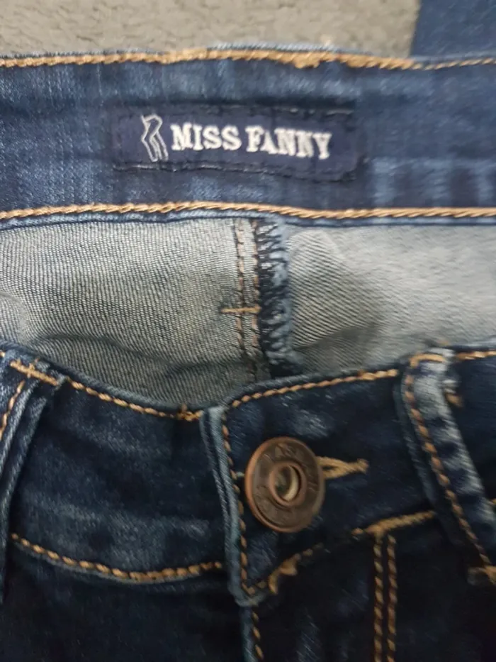 Jean slim bleue foncée effet troué taille 36 - photo numéro 7