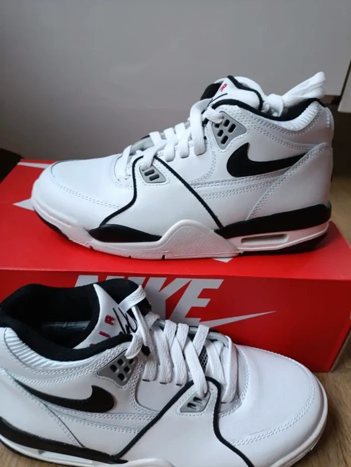 Baskets Nike air flight 89 - photo numéro 3