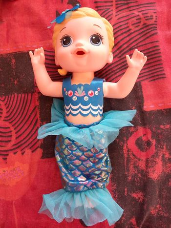 Jolie poupée sirène