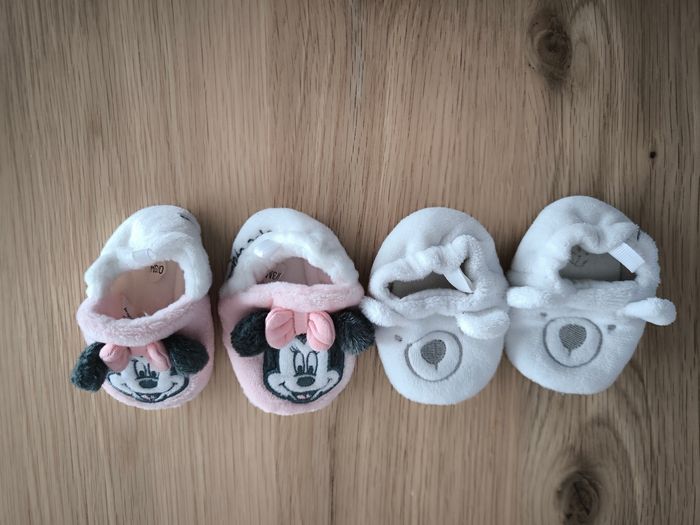 Chaussons naissance lot