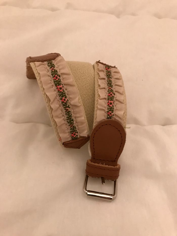 Ceinture élastiquée pour petite fille