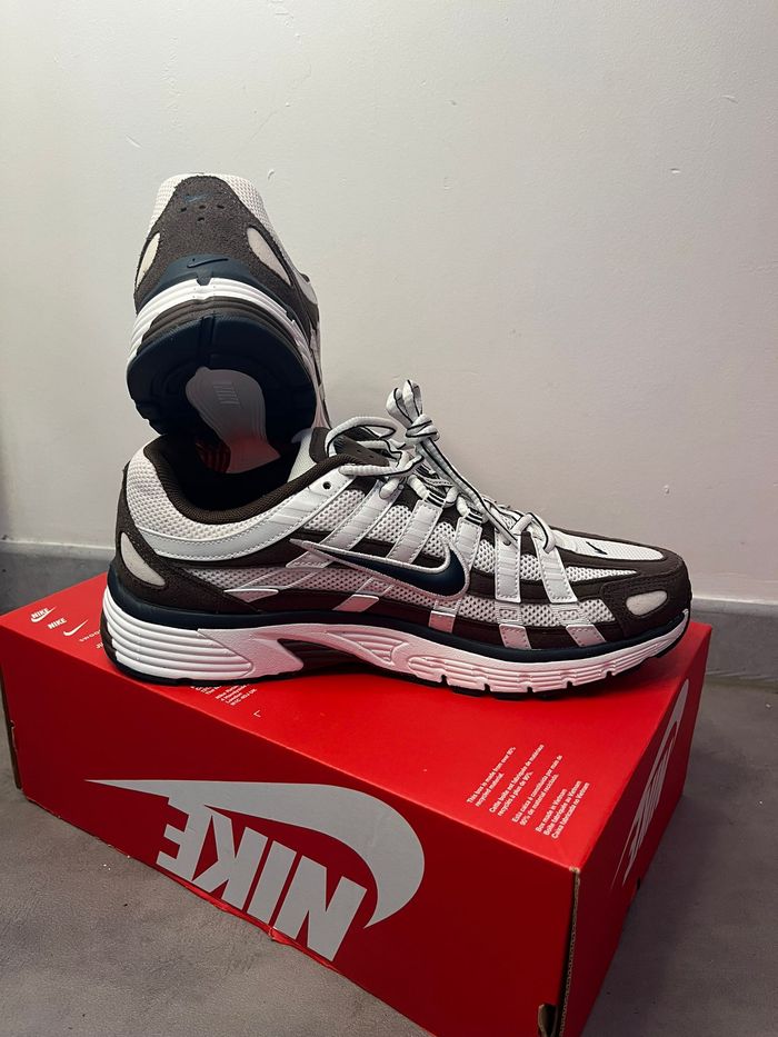 Nike P6000 Phantom / Armory Navy / Baroque Brown – Taille 43 | Neuve avec boîte 👟 - photo numéro 3