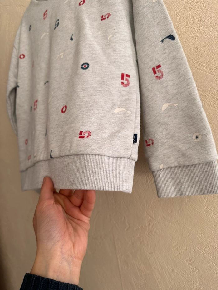 Pull grise en coton imprimée garçon 5 ans Okaïdi - photo numéro 5