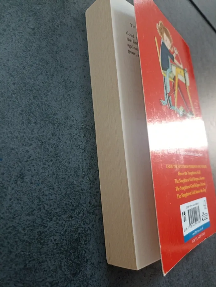 The naughtiest girl - photo numéro 8