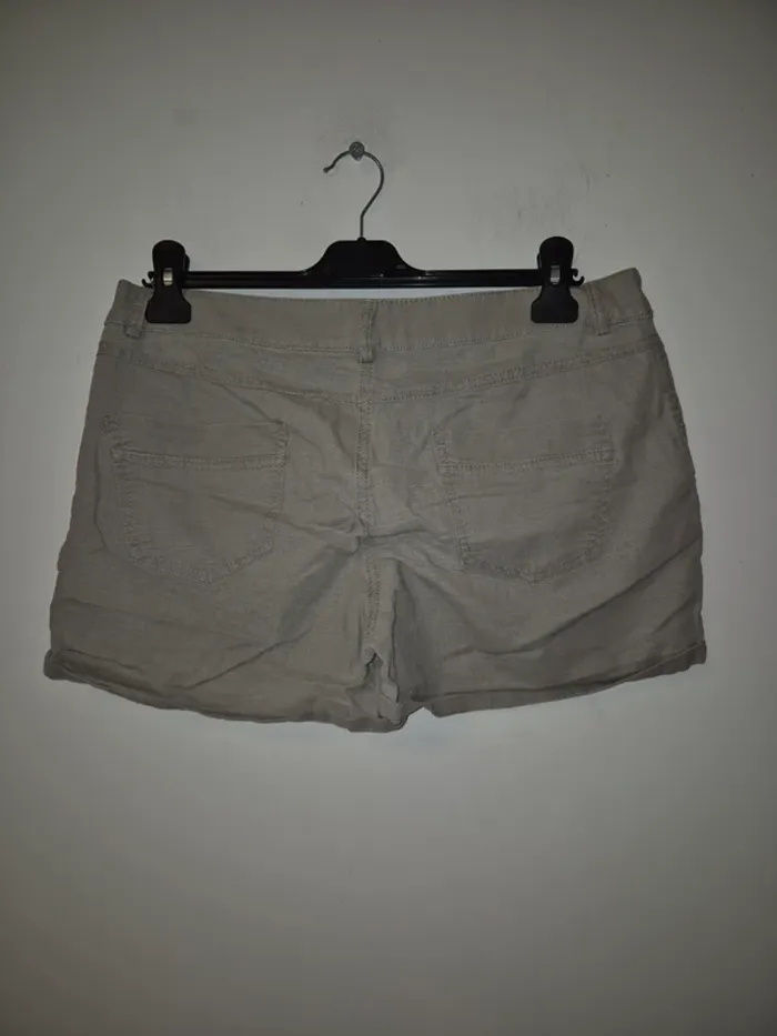 Short Via 28 - photo numéro 2
