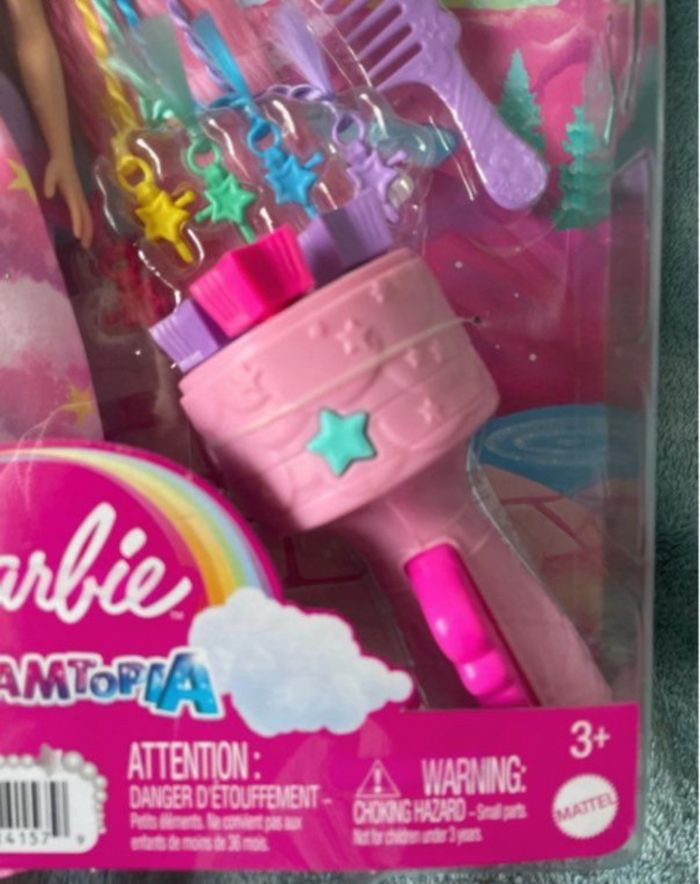 Barbie dreamtopia tresses magiques - photo numéro 3