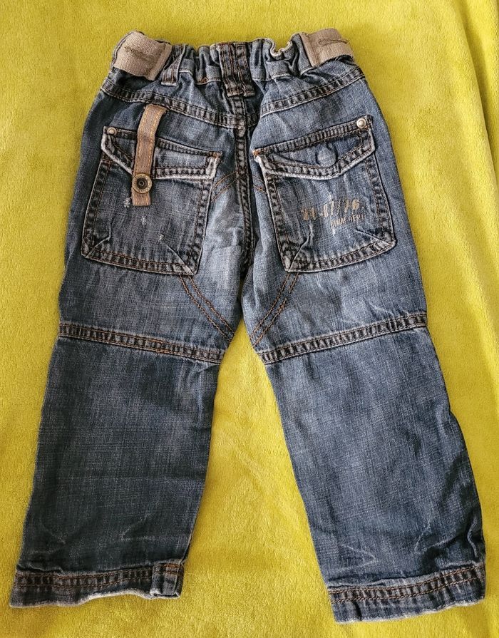 Jeans Zara Baby 12-18 mois - photo numéro 2