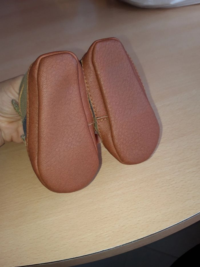 Chaussures bébé 6/12 mois - photo numéro 5
