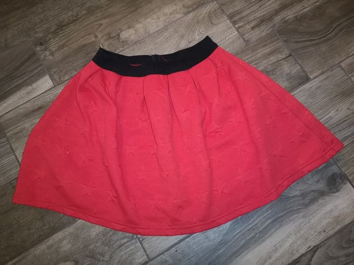 Jupe rouge 12 ans