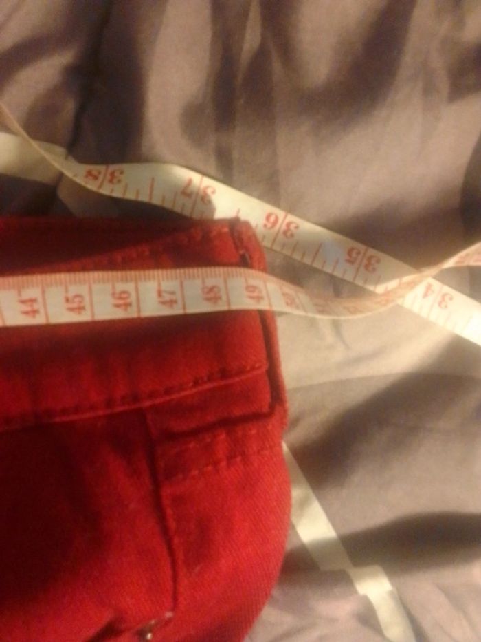 Jean rouge taille 6 - photo numéro 9