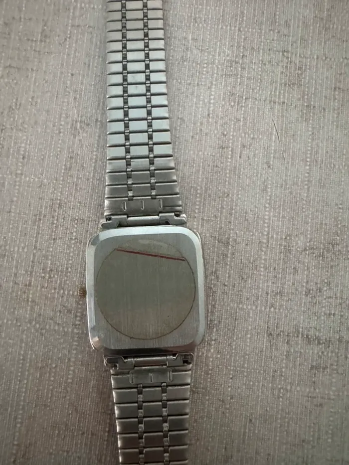 Montre - photo numéro 3