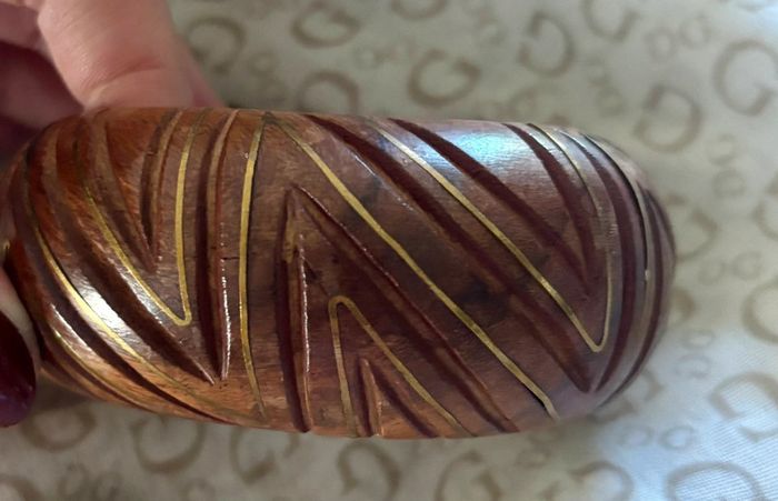 Bracelet jonc épais en bois sculpté vintage - photo numéro 4