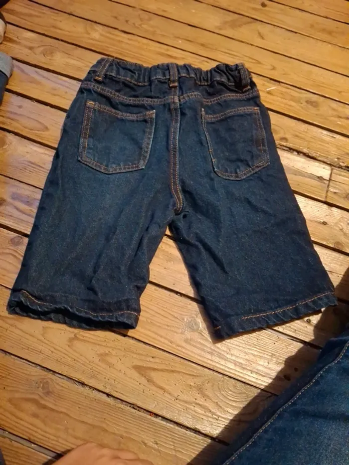 Short taille 7/8 ans - photo numéro 3
