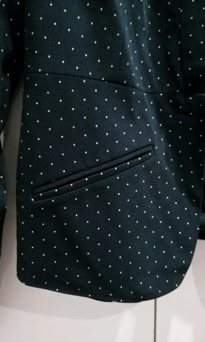Veste tailleur Neuve T.1 - photo numéro 4