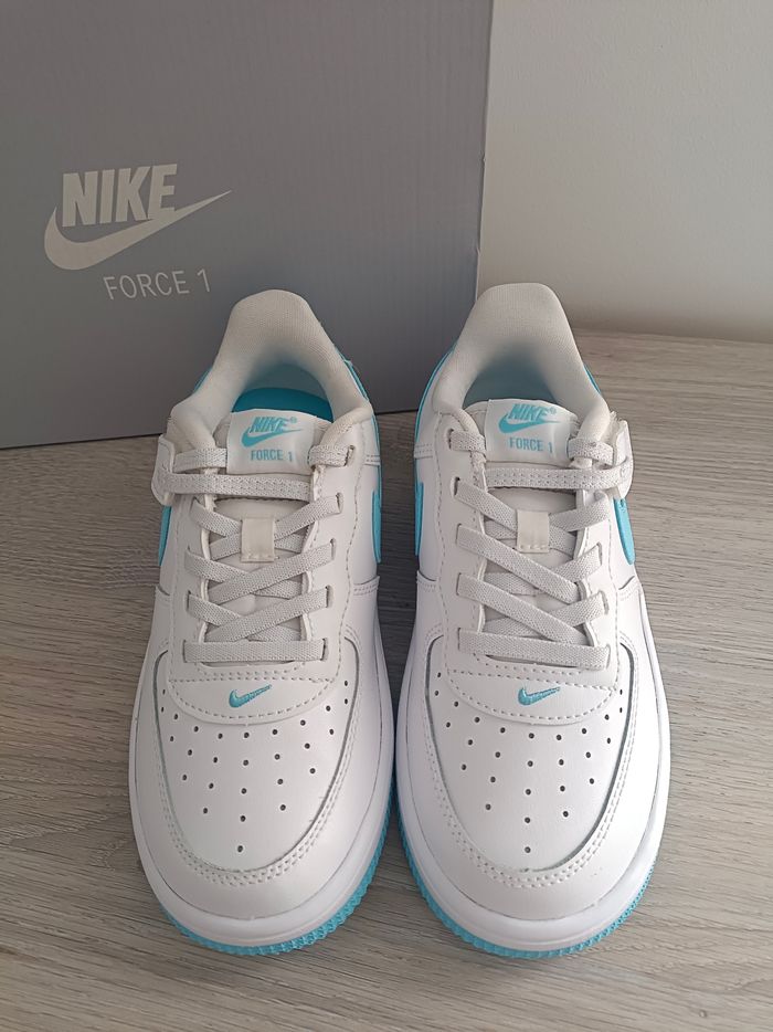 Baskets AF1 Nike 32 - photo numéro 2