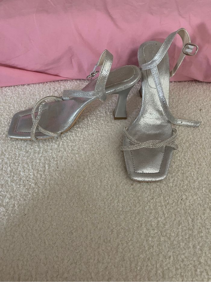 Sandales à talons argentées London & London – Taille 38 - photo numéro 2