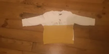 Pull blanc et moutarde kiabi 18 mois