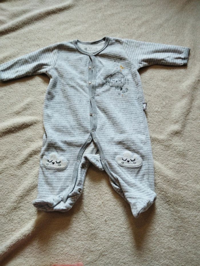 Lot de pyjamas - photo numéro 3