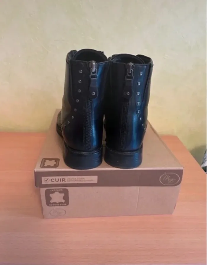 Bottines noires - photo numéro 3