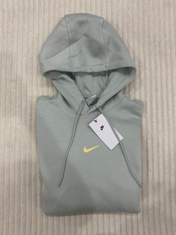 Pull Nike révolution air