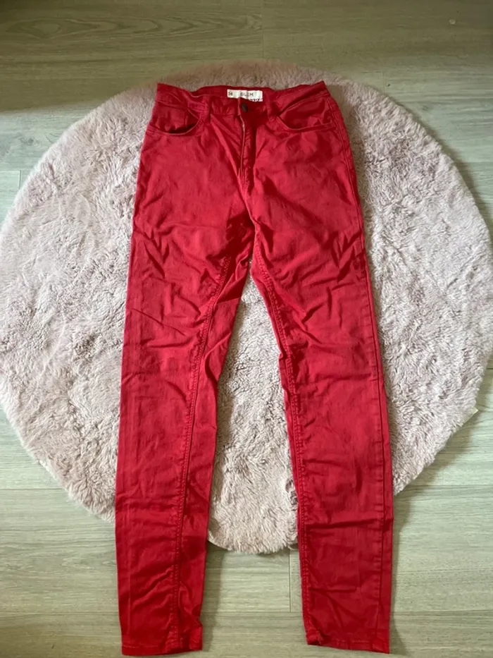 Pantalon slim femme rouge