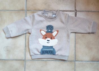 Petit pull beige tout doux – Thème Renard d'Hiver (13)