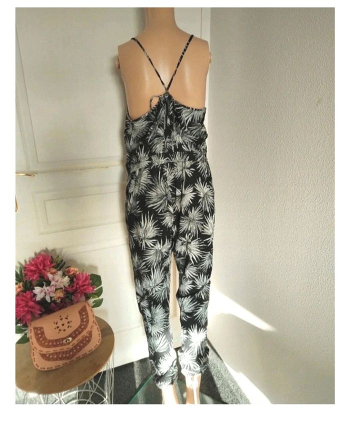 Combinaison pantalon Amisu taille xs très bon état - photo numéro 4