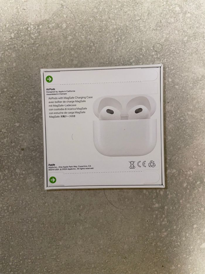 Airpods 3eme Generation - photo numéro 5