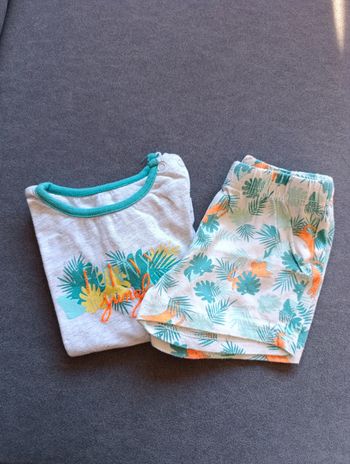 Pyjama garçon, In Extenso.