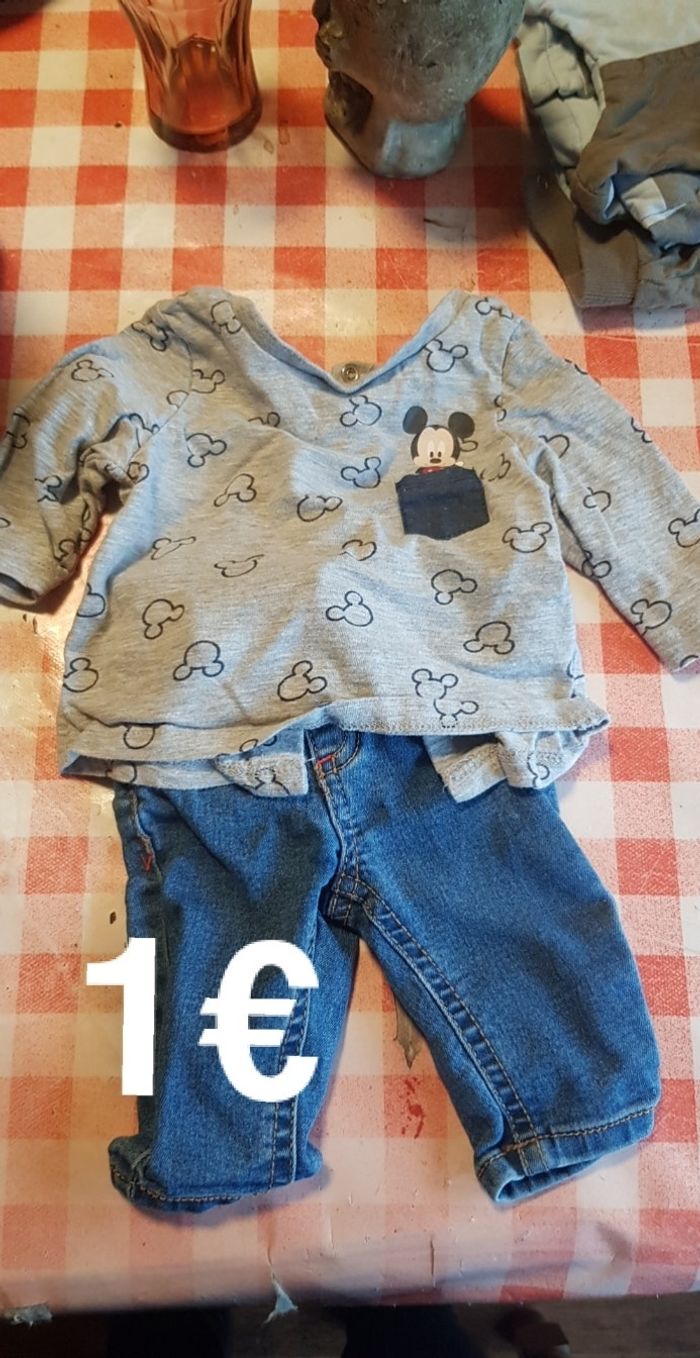 Bebe 0/1mois - photo numéro 4