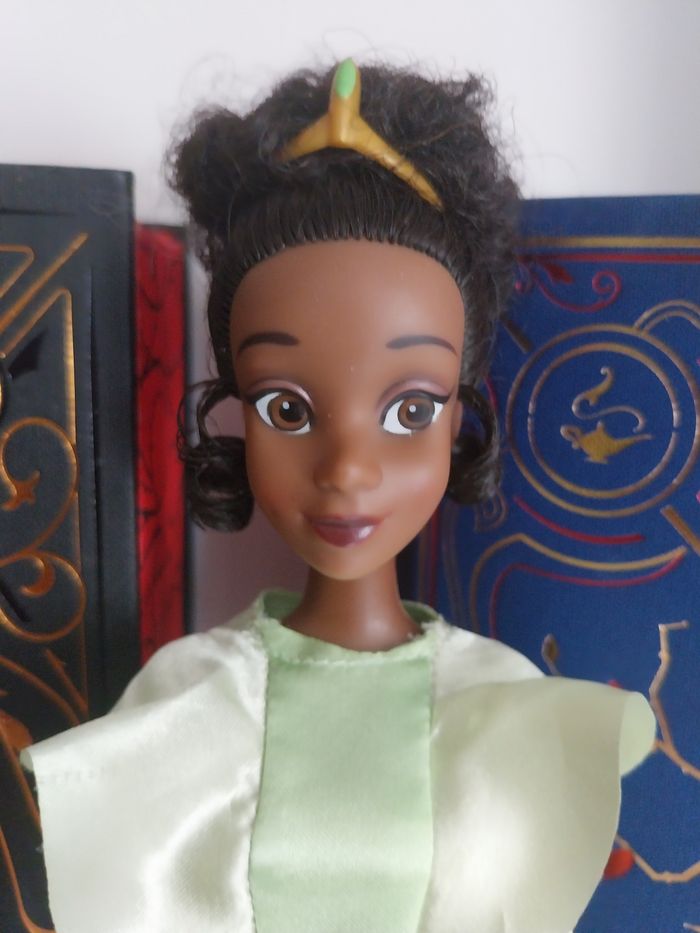 Poupée Tiana Robe Verte Restaurant de Tiana Playset Disney - photo numéro 4