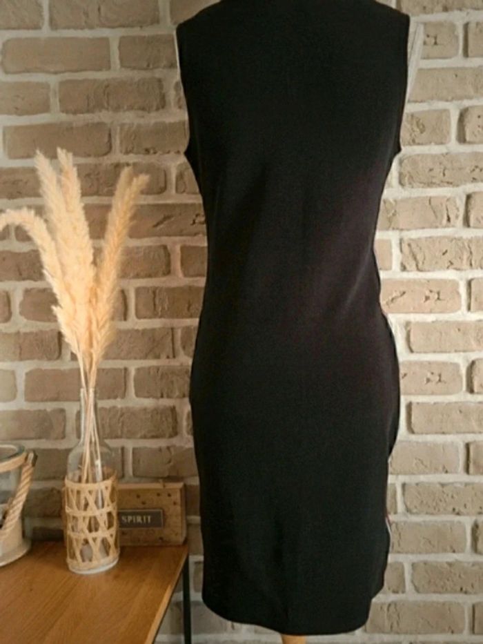 Robe noire sans manches - Primark - photo numéro 9