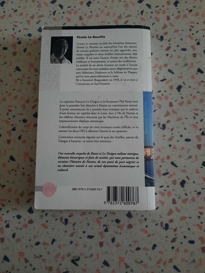 Livre: Hangar 21 de Firmin Le Bourhis - photo numéro 2