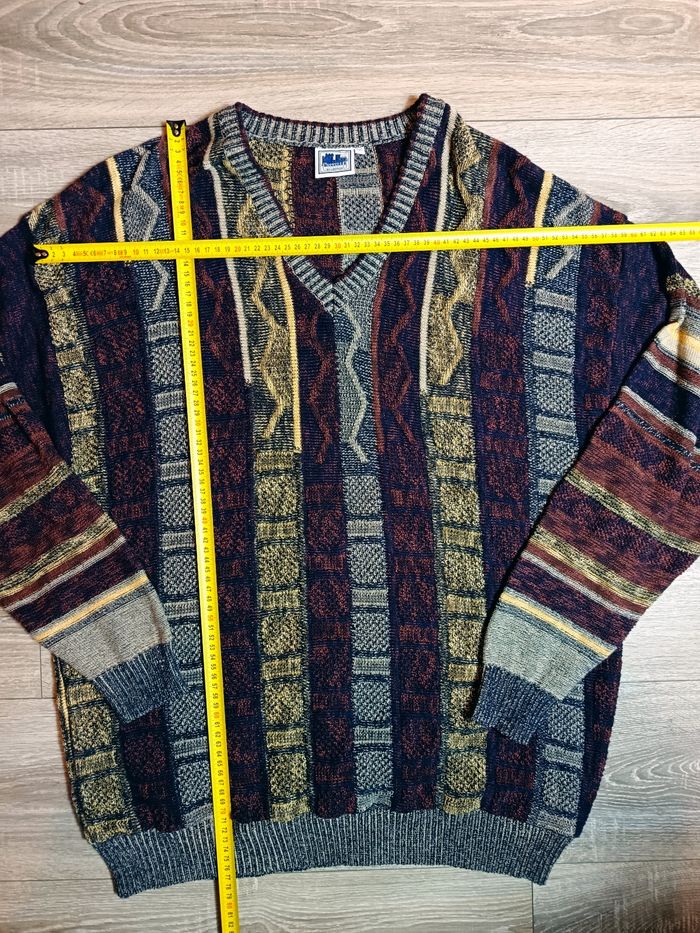 Pull. Vintage 90's taille XL Homme - photo numéro 2