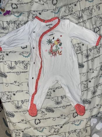 Grenouillère bébé fille 3 mois en excellent état