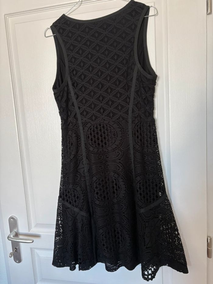 Robé Desigual noire - photo numéro 2
