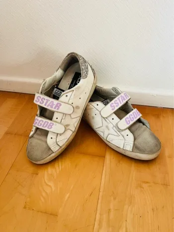 Basket golden goose