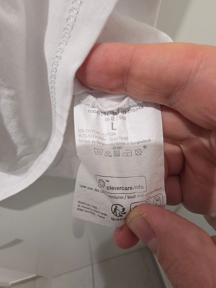 T-shirt Col V - photo numéro 3