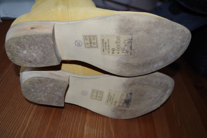 Bottes jaune 39 à enfiler avec tire-botte sur la tige - photo numéro 4