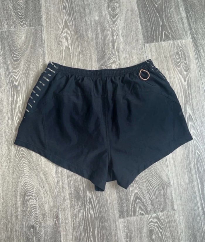 Short Nike running - photo numéro 3