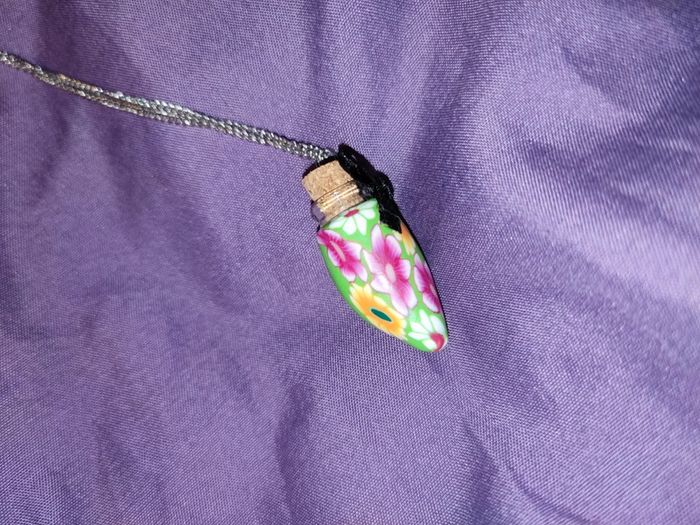 Collier avec pendentif fiole 🌸 - photo numéro 6